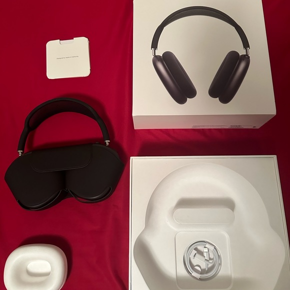 Apple AirPod max silver - Picture 2 of 5